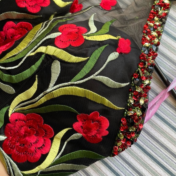 Black Floral Ball Gown Size 4 - Picture 7 of 15